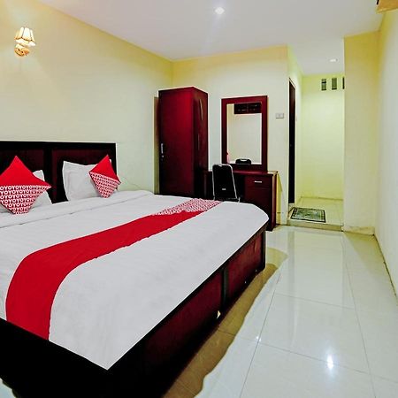 Oyo 90331 Hotel Toba Shanda Parapat Eksteriør bilde