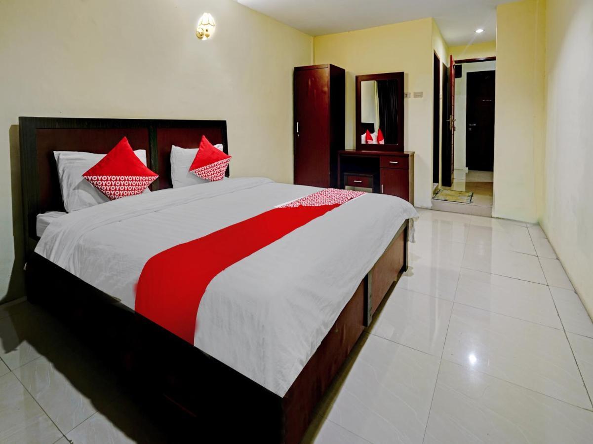 Oyo 90331 Hotel Toba Shanda Parapat Eksteriør bilde