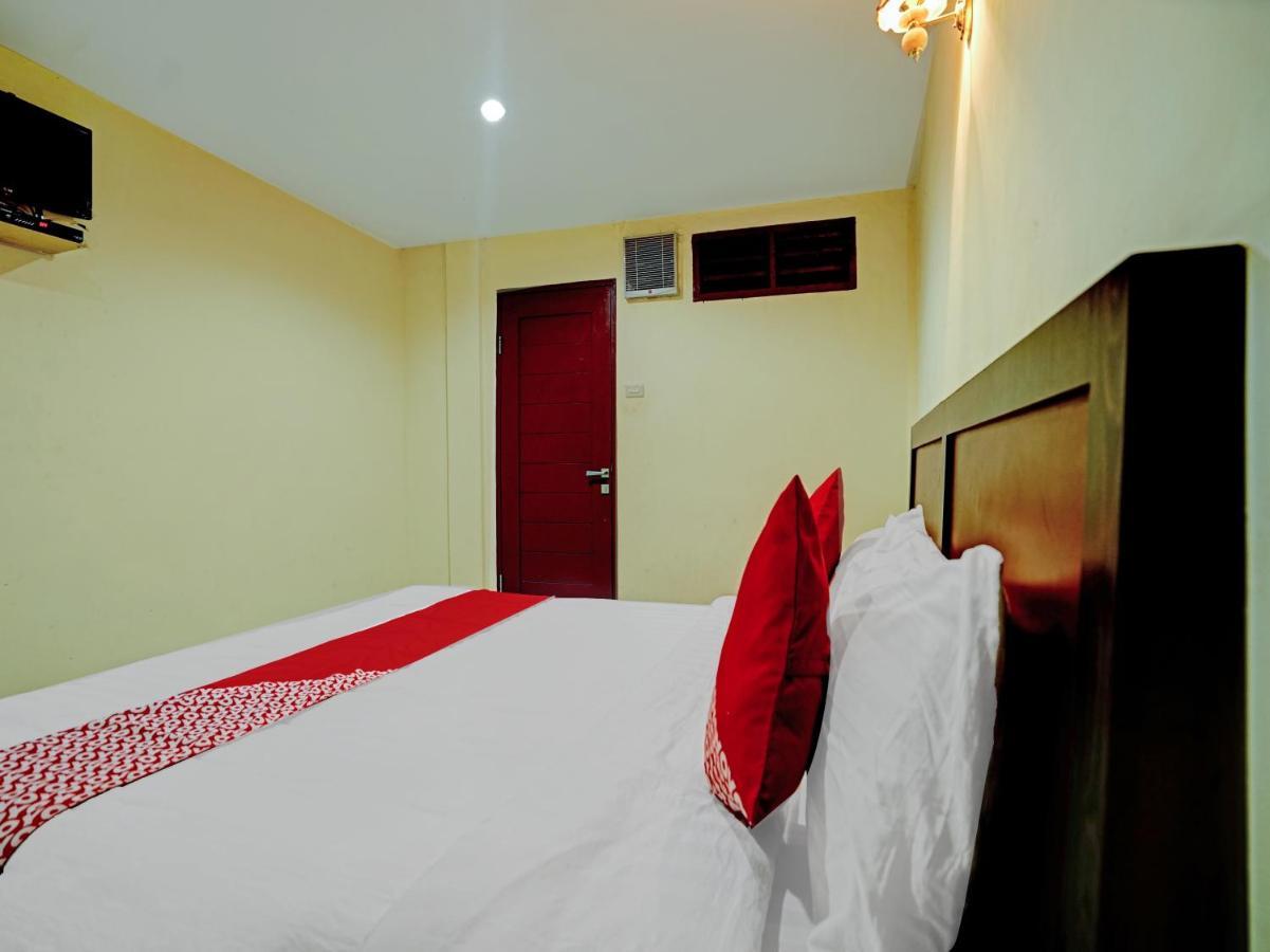 Oyo 90331 Hotel Toba Shanda Parapat Eksteriør bilde